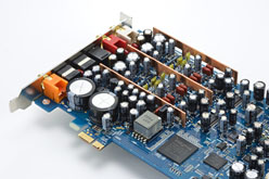 画像ギャラリー No.017のサムネイル画像 / オンキヨー，新型サウンドカード「SE-300PCIE」を発表。2chアナログ品質を追求しつつ，X-Fi搭載で「ゲーム用途にも」