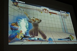 画像ギャラリー No.008のサムネイル画像 / [EVO2013]世界一を争う戦いに秋葉原が揺れた。EVO最終日のライブビューイングイベント「EVO2013 public viewing in Tokyo」をレポート