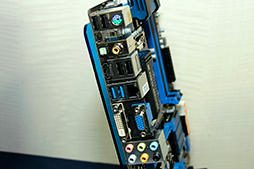 画像ギャラリー No.010のサムネイル画像 / MSI，「Ivy Bridge」対応のZ77搭載マザーなど7モデルを発表。従来の機能を継承しつつ，細かい部分を強化