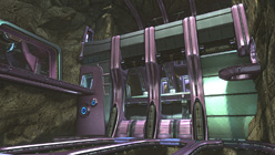 画像ギャラリー No.012のサムネイル画像 / ［TGS 2011］「Halo: Combat Evolved Anniversary」の開発者によるプレゼンレポート。初代Haloのリメイクはどこまで進化したのか