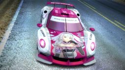 画像ギャラリー No.001のサムネイル画像 / 「リッジレーサー」，EXカラーマシン「FATALITA×貴音」「RC410×律子」が本日配信。「EVOLVER×響」と「WISDOM×伊織」の紹介映像が公開