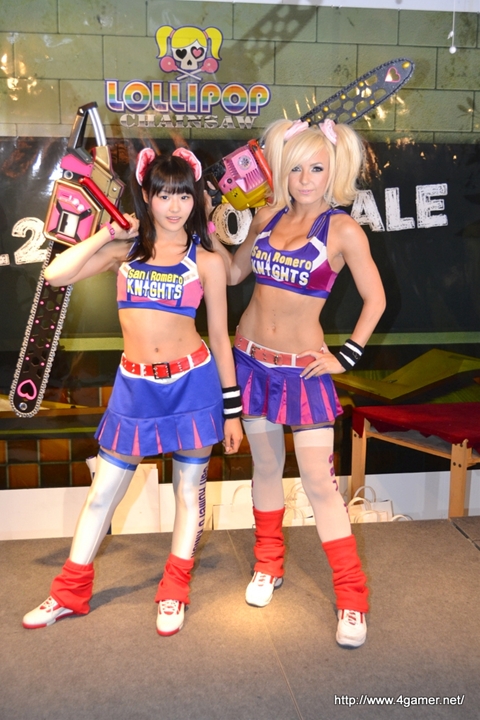 画像ギャラリー No.018のサムネイル画像 / 「LOLLIPOP CHAINSAW」全国体験キャラバンが秋葉原で開催。須田剛一氏にWジュリエット，安田善巳氏も出演したイベントをレポート