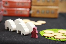 画像ギャラリー No.074のサムネイル画像 / アナログゲームの祭典「ゲームマーケット2014春」。ボードゲーム界の“今”が垣間見える会場の模様を，写真と共にお届け