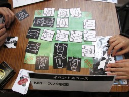 画像ギャラリー No.049のサムネイル画像 / ボードゲーム，西の祭典「ゲームマーケット2015大阪」レポート。海外の話題作から，新機軸の国産インディーズまで盛りだくさん