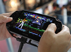 画像ギャラリー No.010のサムネイル画像 / ［TGS 2011］PS Vita版「ULTIMATE MARVEL VS. CAPCOM 3」をプレイ。携帯機での操作も違和感なく，軽快なプレイフィールでとにかく楽しめる一本