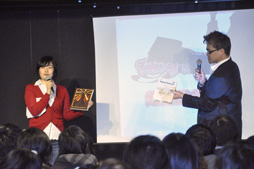 画像ギャラリー No.010のサムネイル画像 / 「テイルズ オブ イノセンス R」発売記念イベントレポート。木村亜紀子さんと藤田 咲さんが収録エピソードを披露だ 