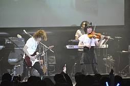 画像ギャラリー No.010のサムネイル画像 / 「イースざんまい」からの楽曲も多数披露。過去最多の全24曲が演奏された2013年最初の「Falcom jdk BAND」ライブをレポート