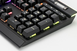 画像ギャラリー No.003のサムネイル画像 / 【PR】文句なしに多機能＆高性能。Corsairの「K95 RGB PLATINUM」は現状究極の全部入りゲーマー向けキーボードだ
