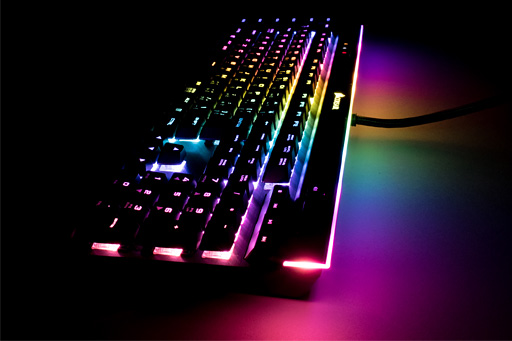 画像ギャラリー No.005のサムネイル画像 / 【PR】文句なしに多機能＆高性能。Corsairの「K95 RGB PLATINUM」は現状究極の全部入りゲーマー向けキーボードだ