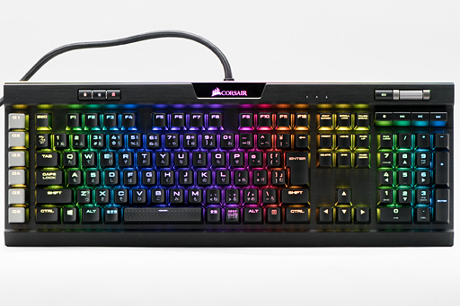 画像ギャラリー No.006のサムネイル画像 / 【PR】文句なしに多機能＆高性能。Corsairの「K95 RGB PLATINUM」は現状究極の全部入りゲーマー向けキーボードだ