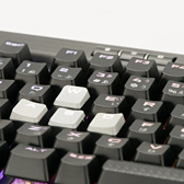 画像ギャラリー No.026のサムネイル画像 / 【PR】文句なしに多機能＆高性能。Corsairの「K95 RGB PLATINUM」は現状究極の全部入りゲーマー向けキーボードだ