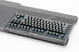 画像ギャラリー No.032のサムネイル画像 / 【PR】Corsairが満を持して放つワイヤレス10キーレスキーボード「K63 Wireless」は，謳い文句どおりの高機能＆低遅延が魅力