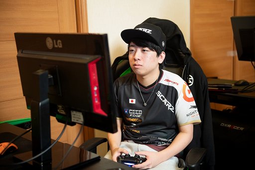 画像ギャラリー No.008のサムネイル画像 / 【PR】「Elgato Gaming」のゲーム実況製品の魅力を，プロチーム「SCARZ」に聞く。連載第1回は低遅延のキャプチャデバイス「HD60 S」