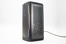 画像ギャラリー No.033のサムネイル画像 / 【PR】コンパクトで静音なゲームPC「CORSAIR ONE i160」は，4Kゲーム時代に最適なゲームマシンだ