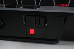 画像ギャラリー No.019のサムネイル画像 / 【PR】Corsairの新型10キーレス「K70 RGB TKL OPX」は，ストイックにeスポーツを突き詰めた高速応答性が見どころの光学式キーボードだ