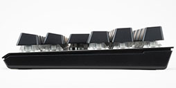 画像ギャラリー No.015のサムネイル画像 / 【PR】Corsairの新キーボード「K60 PRO TKL OPX」は，日本で人気の10キーレスに高速入力の光学式キースイッチを組み合わせた魅力的な製品だ