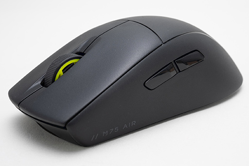 画像ギャラリー No.003のサムネイル画像 / Corsairのワイヤレスマウス「M75 AIR WIRELESS」は，持ちやすいボディと高速ポーリングレートによる初動の速さが見どころだ【PR】