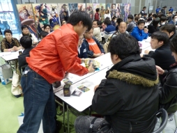 画像ギャラリー No.002のサムネイル画像 / 「三国志大戦 TCG」，オフラインイベント「TCGの宴2014in東京」の様子をレポート。最新カードのイラストが発表