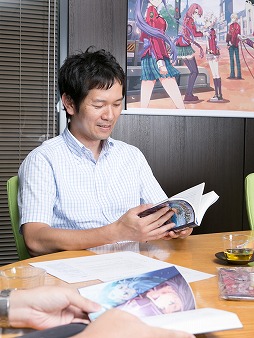 画像ギャラリー No.009のサムネイル画像 / 小説「那由多の軌跡」刊行記念。著者の土屋つかさ氏と日本ファルコムの近藤季洋社長が，ゲームと小説それぞれの創作論を語り合う特別対談