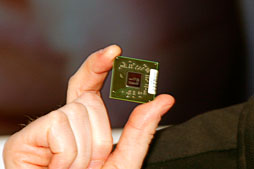 画像ギャラリー No.010のサムネイル画像 / AMD，2013年の製品ロードマップを刷新。クアッドコアx86 SoCやTrinity後継，Radeon HD 8000Mシリーズの概要を明らかに