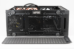 画像ギャラリー No.029のサムネイル画像 / 【PR】サイコム「G-Master Hydro X570A Extreme」は，CPUとRTX 30シリーズを液冷化して高性能と静音を両立した究極のゲームPCだ