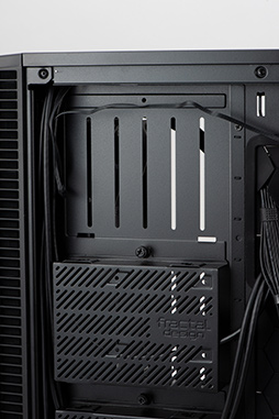 画像ギャラリー No.032のサムネイル画像 / 【PR】サイコム「G-Master Hydro X570A Extreme」は，CPUとRTX 30シリーズを液冷化して高性能と静音を両立した究極のゲームPCだ