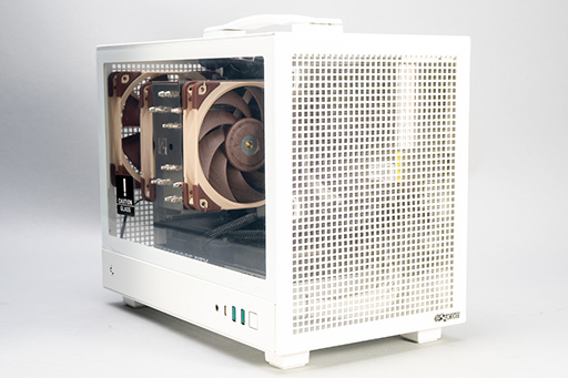 画像ギャラリー No.003のサムネイル画像 / 小さくて静かで高性能！ サイコムのゲームPC「G-Master Velox Mini B860」は，ゲームPC初心者にもピッタリの相棒だ【PR】