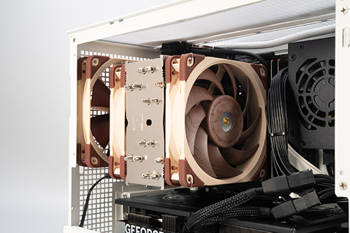 画像ギャラリー No.018のサムネイル画像 / 小さくて静かで高性能！ サイコムのゲームPC「G-Master Velox Mini B860」は，ゲームPC初心者にもピッタリの相棒だ【PR】