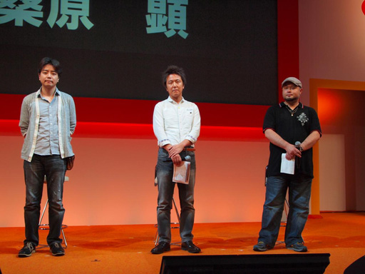 画像ギャラリー No.003のサムネイル画像 / ［TGS 2012］「機動戦士ガンダム バトルオペレーション」ステージイベントで，「アッガイ」「ジム・スナイパーII」「ブルーディスティニー」の参戦が発表に