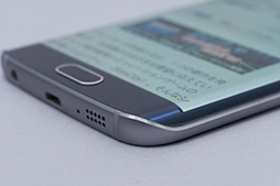 画像ギャラリー No.005のサムネイル画像 / 独自SoC採用のSamsung製スマートフォン「Galaxy S6 edge」レビュー。側面がカーブした曲面ボディはゲームで使いやすいのか