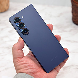 画像ギャラリー No.002のサムネイル画像 / Galaxy Z Fold6＆Flip6はNTTドコモとKDDIからも発売に。実機を体験できるショールームも渋谷に登場