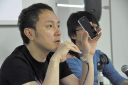 画像ギャラリー No.014のサムネイル画像 / 資料と共に振り返る「.hack」の11年。松山＆新里氏が当時を語る「『.hack』シリーズ完全設定資料集」発売記念トーク＆サイン会レポート