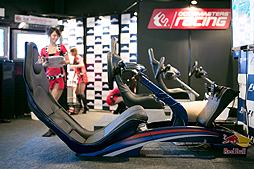 画像ギャラリー No.008のサムネイル画像 / 【PR】シリーズ最新作「F1 2012」が2012年10月4日にリリース。極限のスピードで繰り広げられる，世界最高峰のモータースポーツを徹底再現