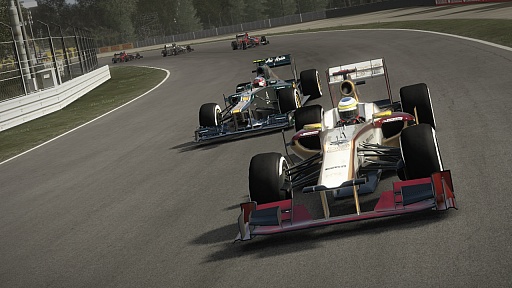 画像ギャラリー No.013のサムネイル画像 / 【PR】シリーズ最新作「F1 2012」が2012年10月4日にリリース。極限のスピードで繰り広げられる，世界最高峰のモータースポーツを徹底再現