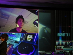 画像ギャラリー No.014のサムネイル画像 / 「BEMANI」のプロリーグ「BEMANI PRO LEAGUE」が発足。速水もこみちさんや音楽ゲームプレイヤーのDOLCE.選手も登場した発表会をレポート