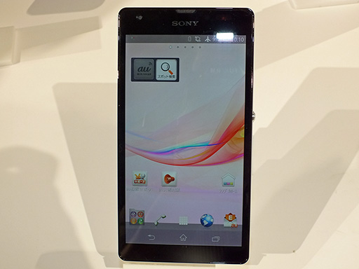 画像ギャラリー No.004のサムネイル画像 / 注目は「HTC J ONE」と「Xperia UL」。KDDI，2013年夏モデルのスマートフォン計4製品を発表