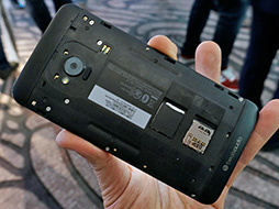 画像ギャラリー No.007のサムネイル画像 / KDDIの2013年夏スマホ，計4機種をレポート。Xperia ULのベンチマークテスト結果も公開