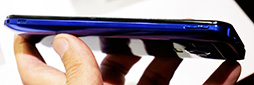 画像ギャラリー No.025のサムネイル画像 / KDDIの2013年夏スマホ，計4機種をレポート。Xperia ULのベンチマークテスト結果も公開