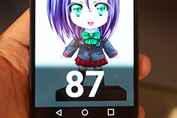 画像ギャラリー No.029のサムネイル画像 / 「HTC J butterfly」や「isai vivid」など独自モデルの実力やいかに？ KDDIの2015年夏モデルスマートフォンを触ってきた