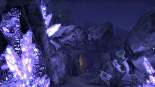 画像ギャラリー No.008のサムネイル画像 / 「ESO」の新章「グレイムーア」は，スカイリムでの冒険の序章。闇の一端に触れる物語と，タムリエルの歴史を探る「古遺物」システムを紹介