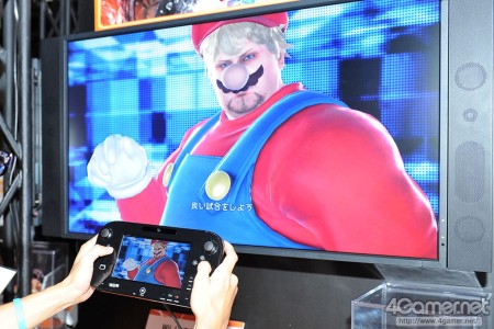画像ギャラリー No.002のサムネイル画像 / ［TGS 2012］会場で見つけた原田Pに突撃インタビュー。「鉄拳タッグトーナメント2 Wii U EDITION」についてアレコレ聞いてみた