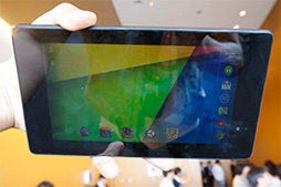 画像ギャラリー No.005のサムネイル画像 / 日本でもついに発売となる「Nexus 7（2013）」ファーストインプレッション。気になる性能もチェックしてきた