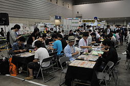 画像ギャラリー No.021のサムネイル画像 / 「しろくろフェス2016」が8月14日17:00まで開催中。今年で4回めを迎えた，ブシロードの24時間カードゲームイベント