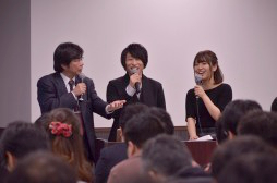 画像ギャラリー No.001のサムネイル画像 / 「ブシロード超戦略発表会」をレポート。多くの参戦タイトルが明かされた「ヴァイスシュヴァルツ」など，TCGタイトルの新情報や今後の展開が公開