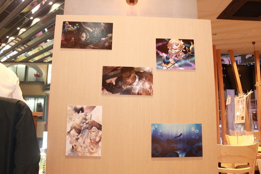 画像ギャラリー No.005のサムネイル画像 / 「黒い砂漠×THE キャラCAFÉ」コラボカフェをレポート。ゲームにも登場するサソリ料理がリアルで食べられる!?