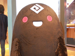 「黒い砂漠×THE キャラCAFÉ」コラボカフェをレポート。ゲームにも登場するサソリ料理がリアルで食べられる!?