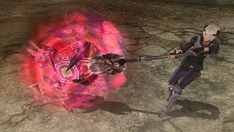 画像ギャラリー No.015のサムネイル画像 / 「GOD EATER 2」，進化するブラッドアーツを改めて紹介。リンドウが追い続けるアラガミ「キュウビ」の存在も明らかに