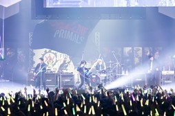画像ギャラリー No.041のサムネイル画像 / 1万5000人のヒカセンをビートで圧殺！「FFXIV ファンフェスティバル in 東京」のTHE PRIMALSスペシャルライブレポート＆ミニインタビュー