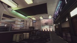 画像ギャラリー No.012のサムネイル画像 / 「攻殻機動隊S.A.C. ONLINE」のアップデート情報を伝えるべく，公安9課オペレーター姿のグラビアアイドル・忍野さらさんが編集部にやって来た