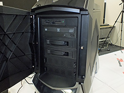 画像ギャラリー No.005のサムネイル画像 / Lenovo，ゲーマー向けPCブランド「Erazer」を日本市場へ投入。第1弾はタワー型PC「Erazer X700」